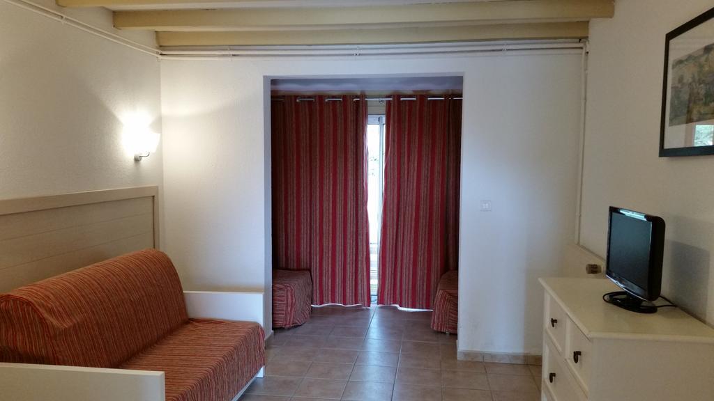 Goelia Le Mas Blanc Aparthotel Pérols Kamer foto