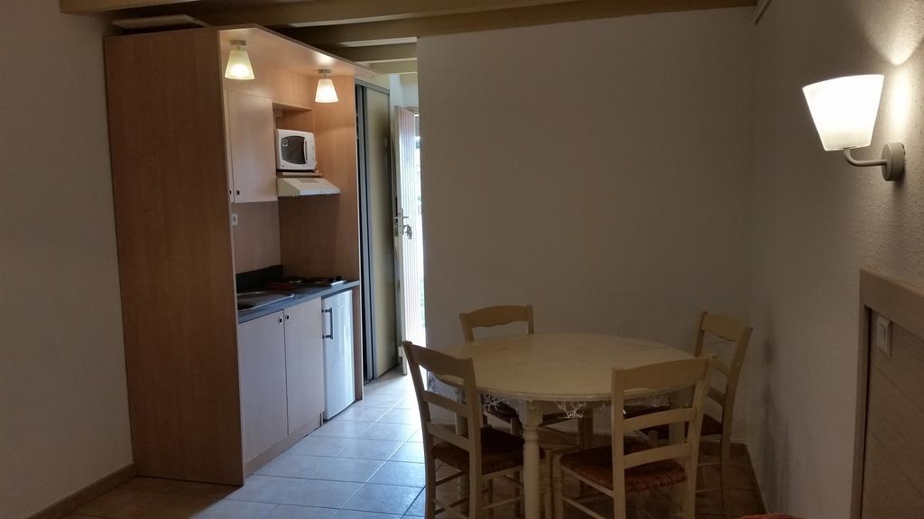 Goelia Le Mas Blanc Aparthotel Pérols Kamer foto