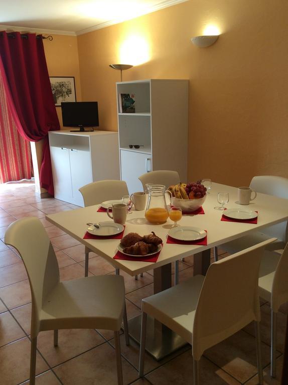 Goelia Le Mas Blanc Aparthotel Pérols Buitenkant foto